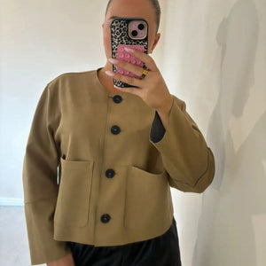 Kurze Jacke – Beige – Leicht – Blazerjacke – Damenjacke-Fashion Peak