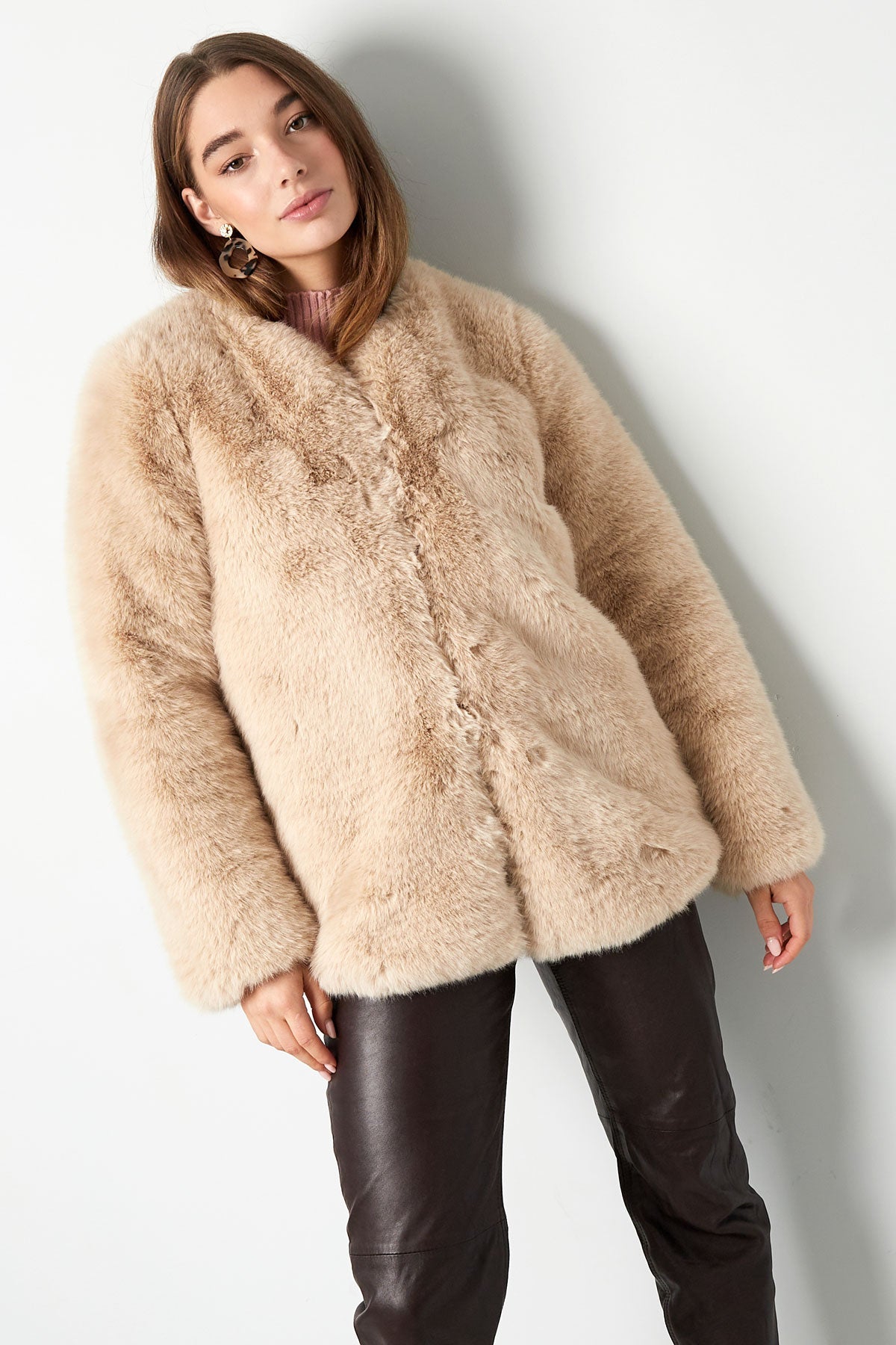 Kunstpelzmantel - Flauschige Kunstpelzjacke für Frauen für den Winter