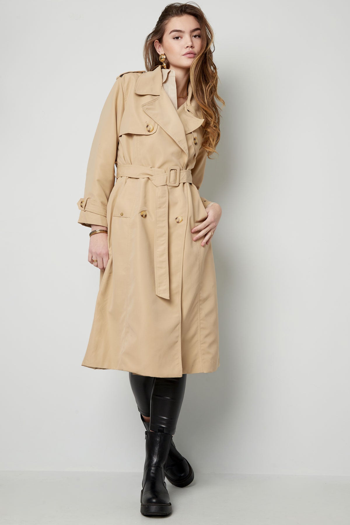 Trenchcoat - Klassischer doppelreihiger Trenchcoat mit Gürtel für Damen