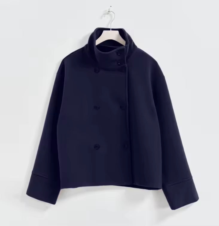 Wolljacke - Kurzer, übergroßer Trenchcoat für Frauen im Herbst
