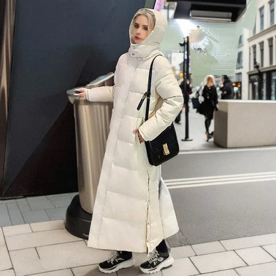 Lange Pufferjacke – warm – mit Kapuze – wattierter Damenmantel – langer Wintermantel für Damen