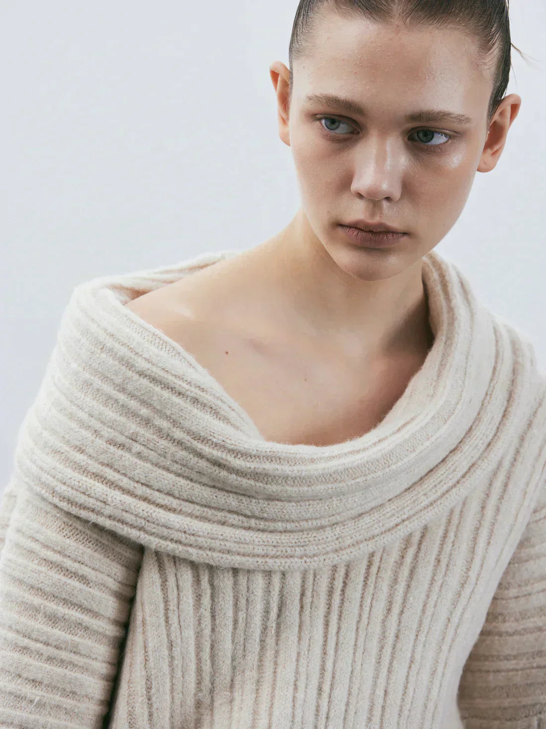 Strickpullover – Oversized-Pullover mit schulterfreiem Ausschnitt für Damen