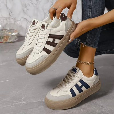 Sneaker | 3 Streifen | Schnürung | Weißer Sneaker | Damenschuhe