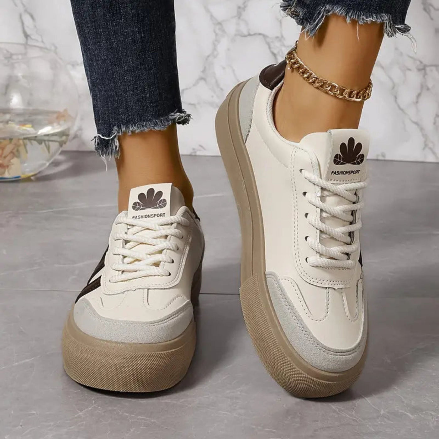 Sneaker | 3 Streifen | Schnürung | Weißer Sneaker | Damenschuhe