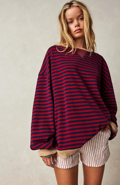 Oversized-Pullover – Gestreiftes Oversized-Langarmshirt für Frauen