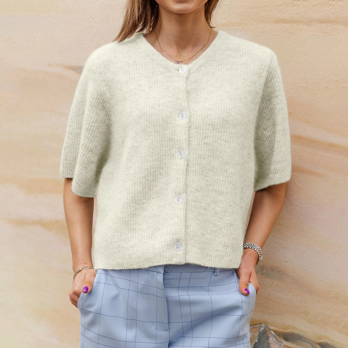 Kurzärmelige Strickjacke – Knopfleiste – Lockere Passform – Strickjacke – Damenstrickmode