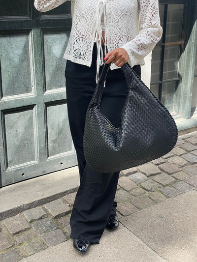 Geflochtene Lederhandtasche - Umhängetasche aus veganem Leder für Frauen