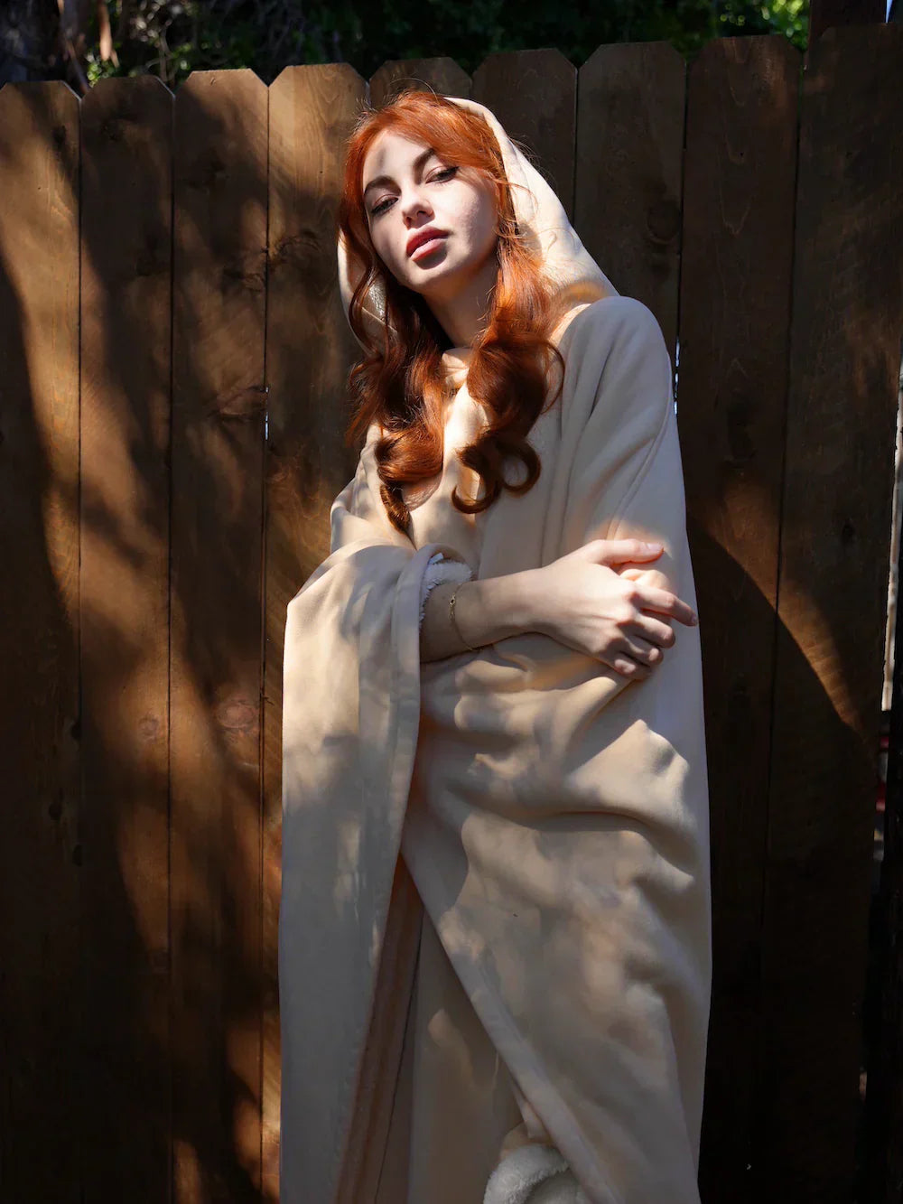 Decke mit Kapuze | Bequem | Oversized | Snuddie | Loungewear