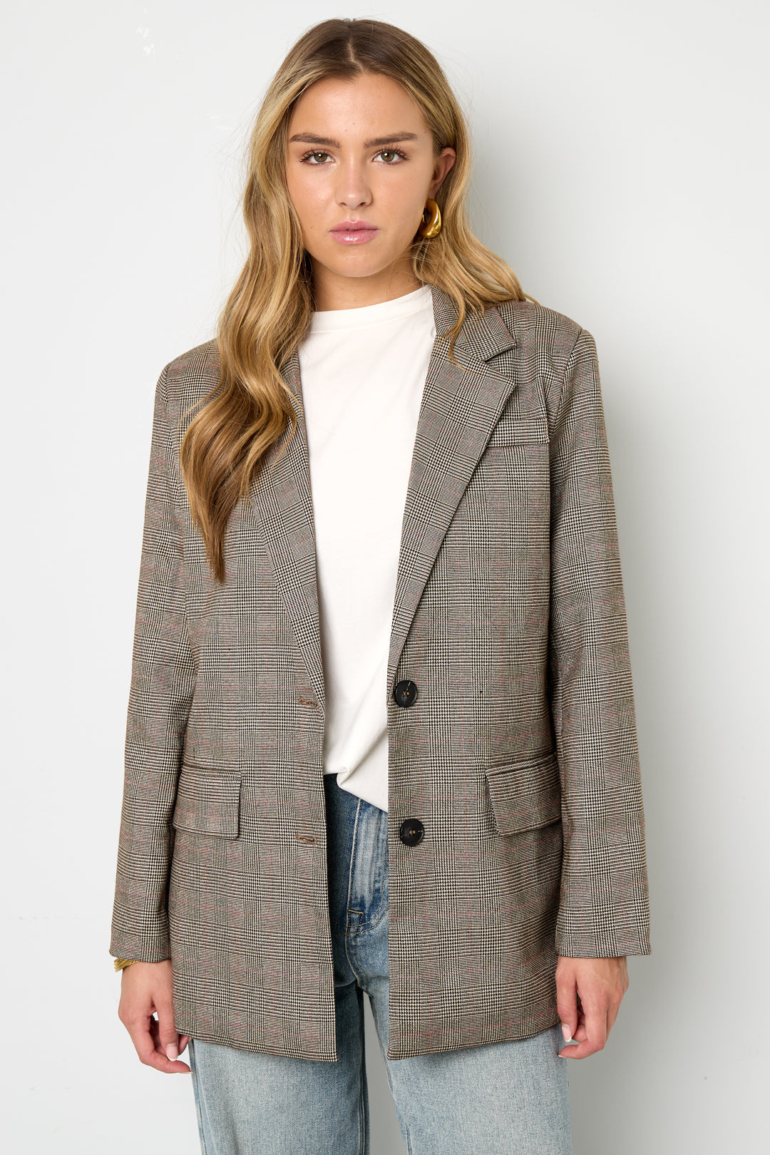 Oversized-Blazer – Damen-Blazer mit lockerer Passform und einreihiger Knopfleiste im Karomuster