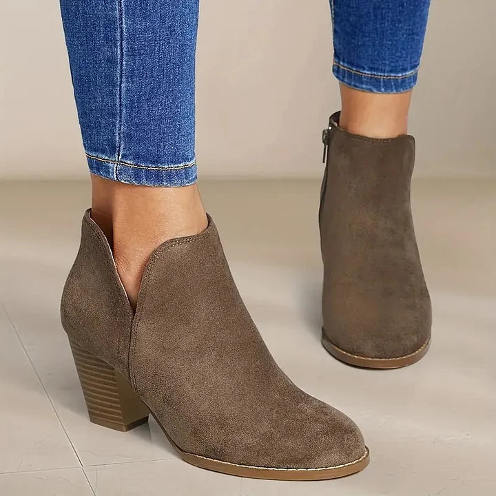 Stiefel mit Absatz | Wildleder | Blockabsatz | Stiefeletten | Damenstiefel