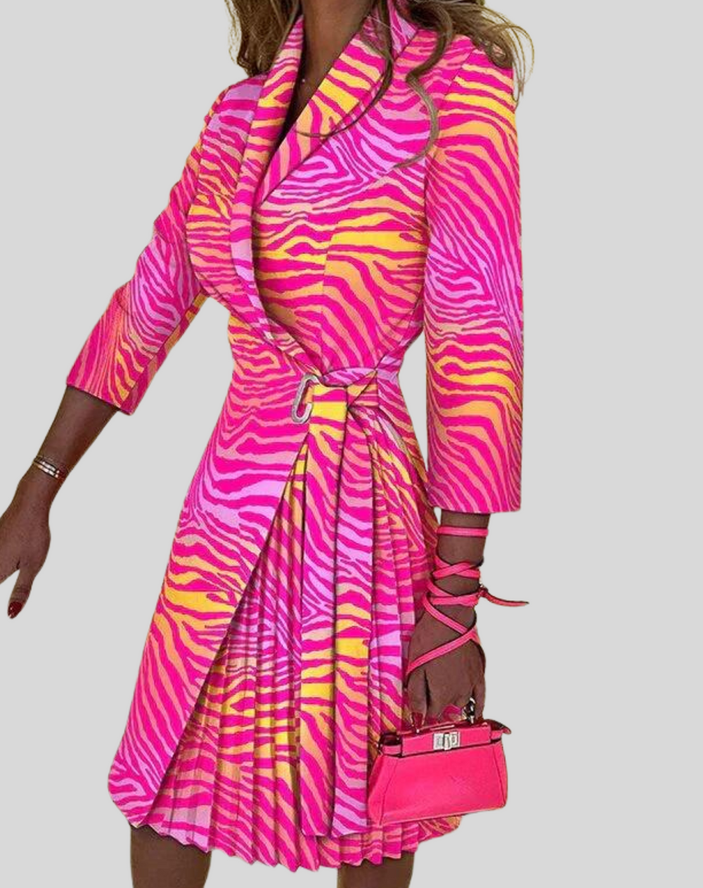 Blazerkleid – knielang – langärmelig – Plisseekleid – formelles Kleid