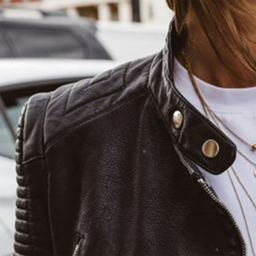 Bikerjacke - Schwarze Slim Fit Lederjacke für Frauen