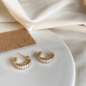 Creolen Damen Gold | Goldfarben mit Zirkonia | Kristall-Fashion Peak