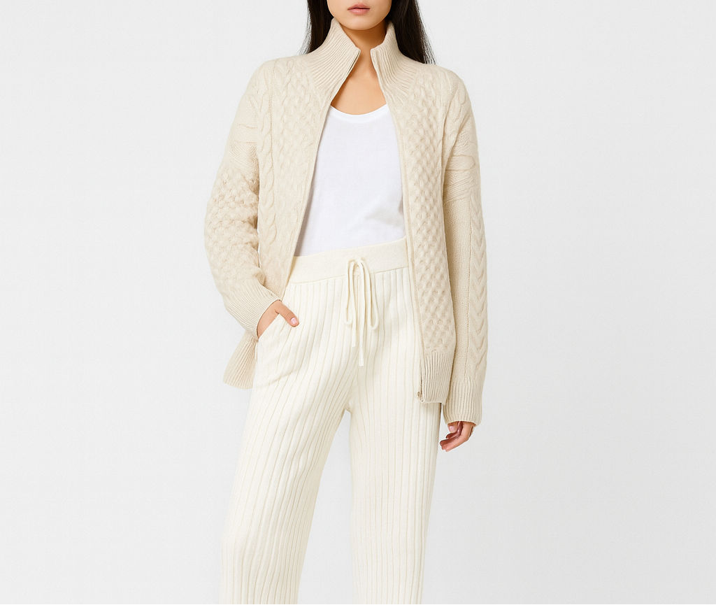 Strickjacke – Damencremefarbene Oversize-Strickjacke mit Reißverschluss