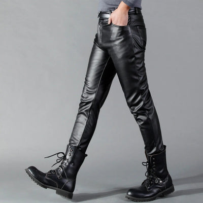 Lederhose – Schwarze, enganliegende Lederhose für Männer aus Stretchmaterial