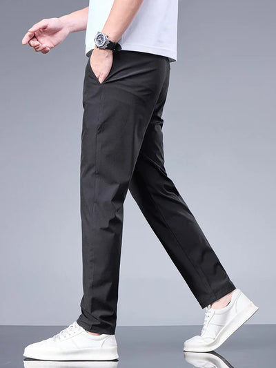 Stretchhose – Leichte, lässige Skinny-Hose für Männer