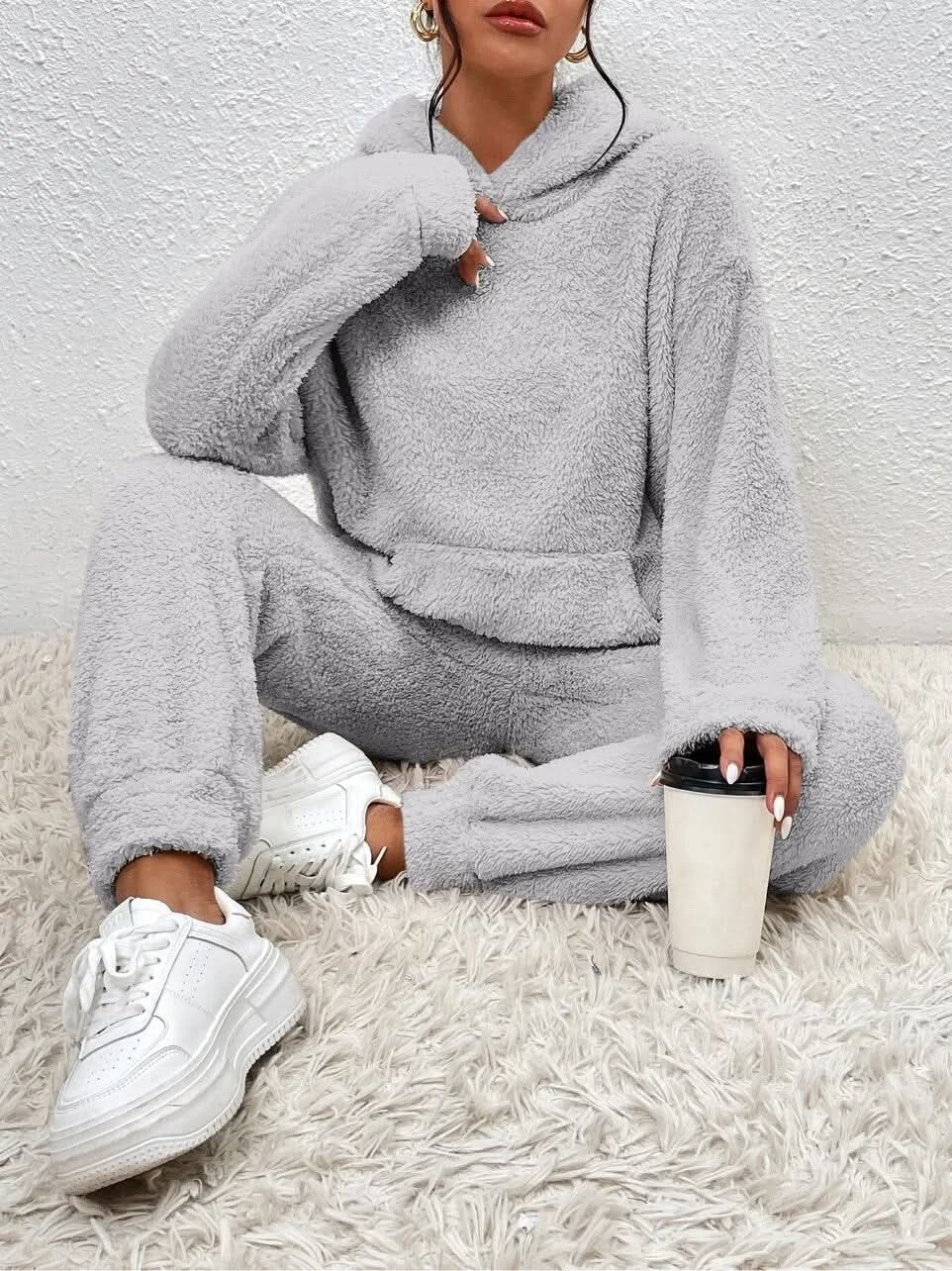Fleece-Loungewear – Zweiteiliges Lounge-Set für Damen mit Kapuzenpullover und Jogginghose