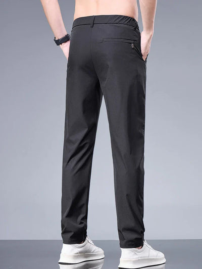 Stretchhose – Leichte, lässige Skinny-Hose für Männer