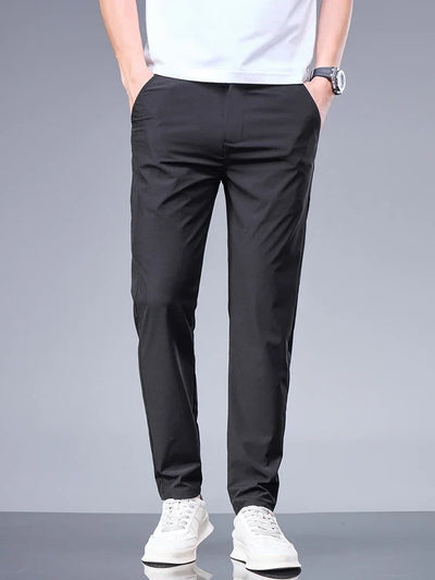 Stretchhose – Leichte, lässige Skinny-Hose für Männer