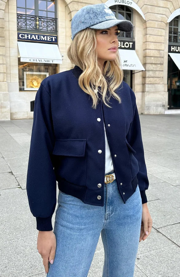 Bomberjacke - Kurze Aviatorjacke mit Knopfleiste für Frauen