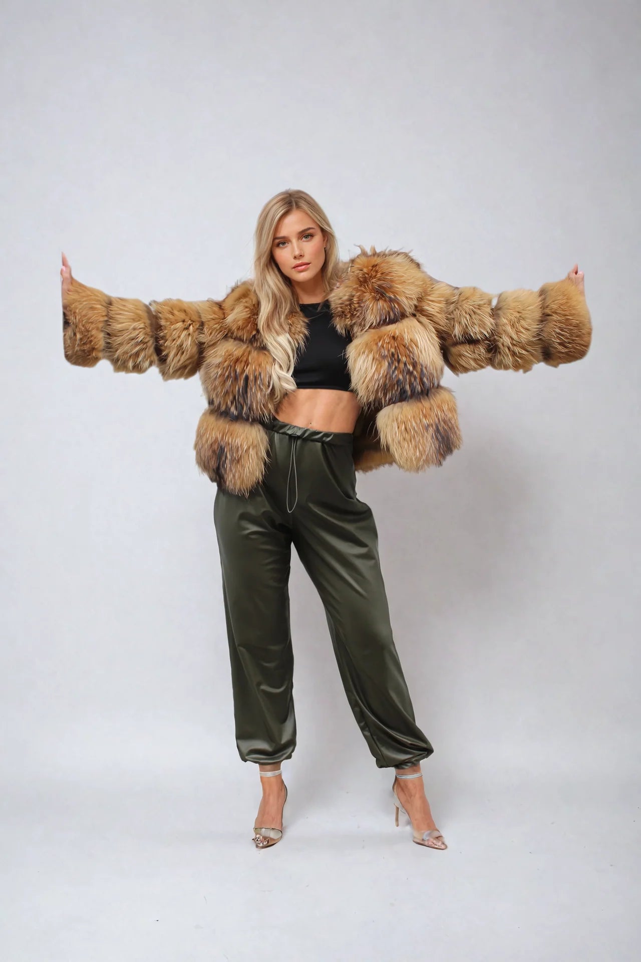 Kunstpelzjacke - Kurzer flauschiger Pelz-Wintermantel für Frauen