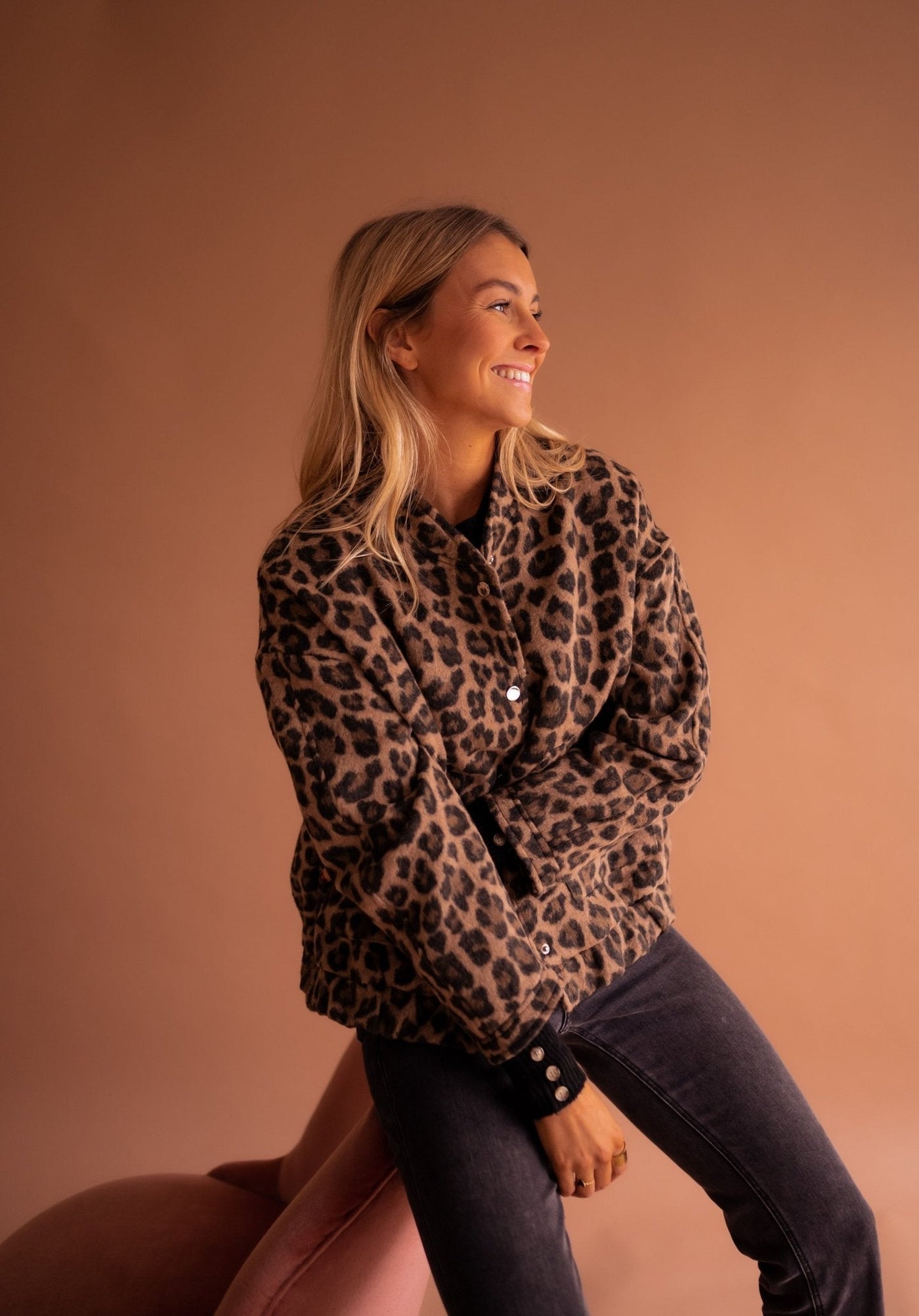 Leopardenjacke - Übergroße Bomberjacke für Frauen mit Leopardenprint