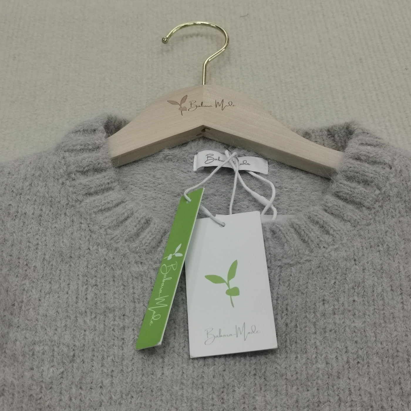 Übergroßer Pullover - Hellgrauer Damen Pullover in lockerer Passform aus grobem Strick