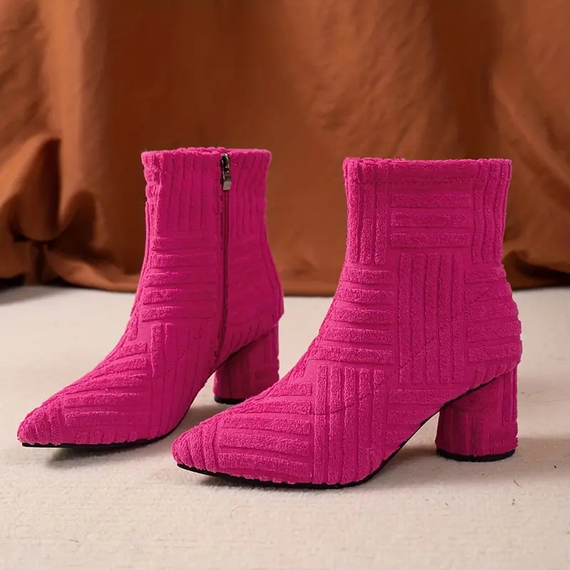 Stiefel mit Absatz – Damenstiefel mit Reißverschluss und klobigem Mittelabsatz