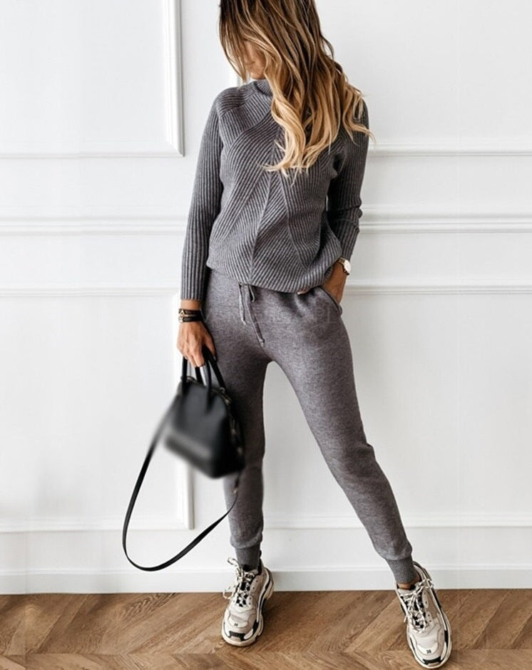 Gestricktes Co-Ord – Rollkragenpullover – Kordelzug – Zweiteiliges Strick-Set – Loungewear für Damen